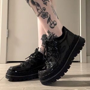 Skechers shiny “cool block” in black